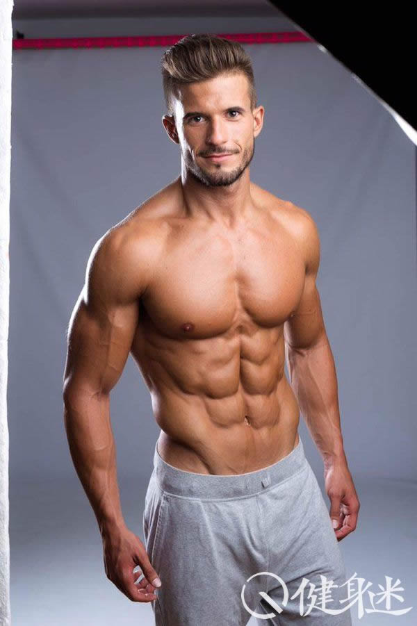 西班牙肌肉男模antonio Pozo Galiano性感爆棚 肌肉线条美感十足 西班牙 肌肉男 欧美帅哥 健身迷网